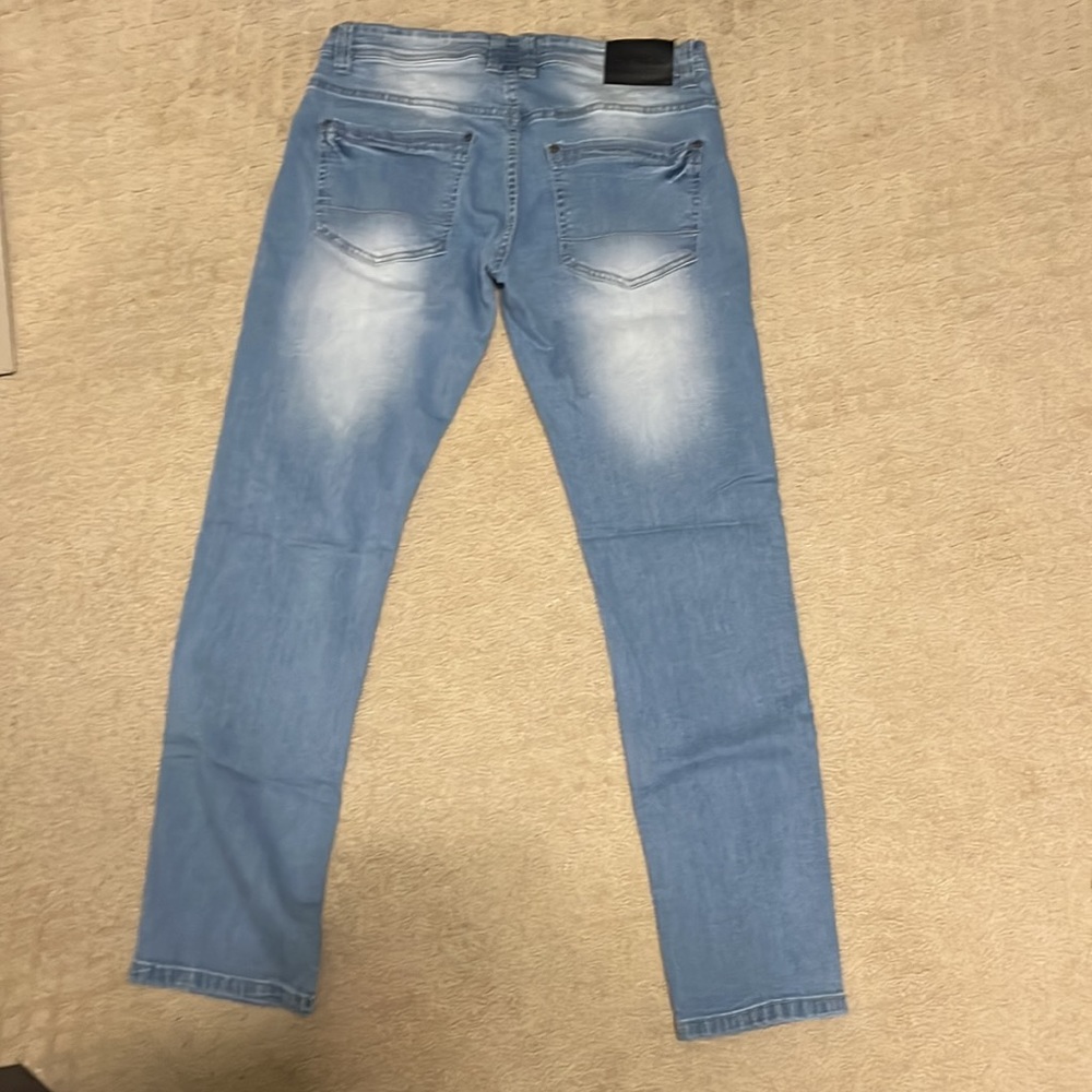 Steve’s Jeans - Picture 2 of 5